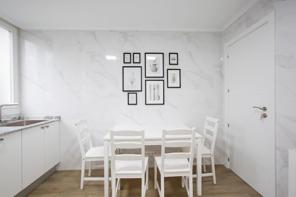 Alhondiga Flat By Next Stop Билбао Екстериор снимка